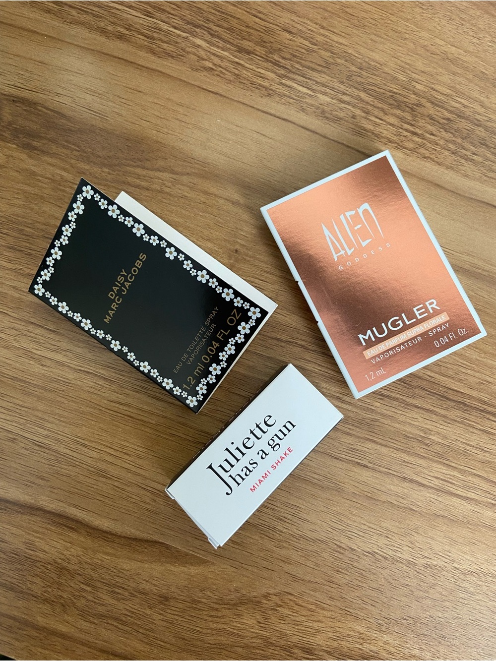 Perfume Sample Bundle - Mugler, Marc Jacobs, Juliette Has a Gun